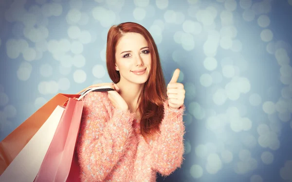 Ragazza con borse della spesa — Foto Stock