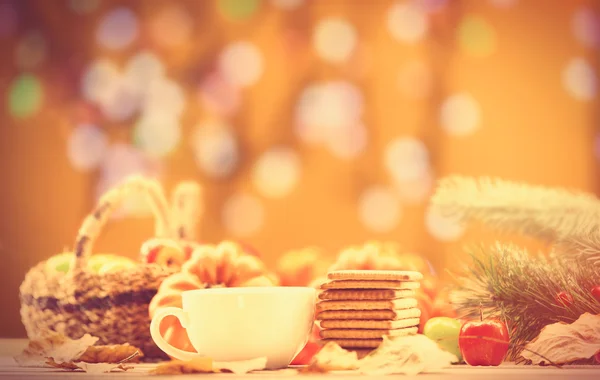 Kopp kaffe eller te med kakor — Stockfoto