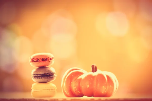 Macarons і гарбуза — стокове фото