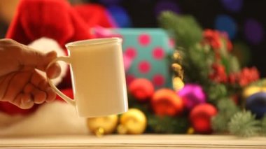 Femle el beyaz kap koyun