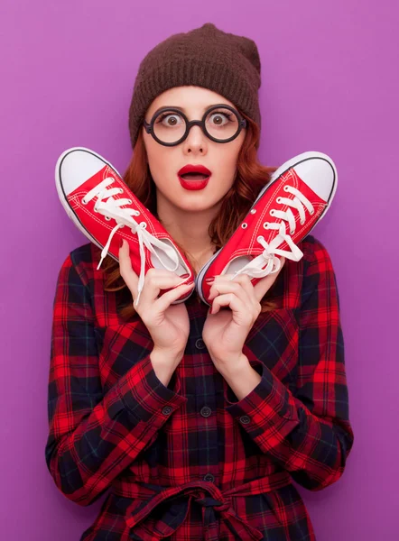 Pelirroja en gafas —  Fotos de Stock