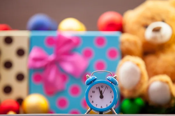 Reloj despertador en Navidad — Foto de Stock