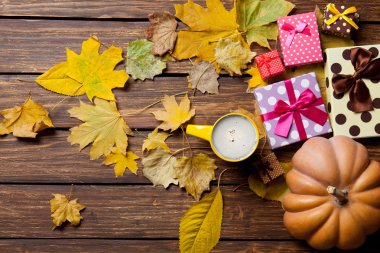 Fincan kahve ve kabak 