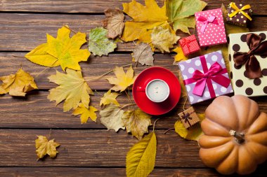 Fincan kahve ve kabak 