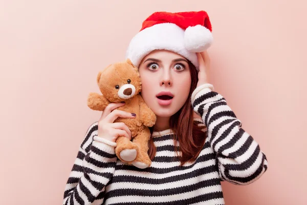 Vrouw met teddybeer — Stockfoto