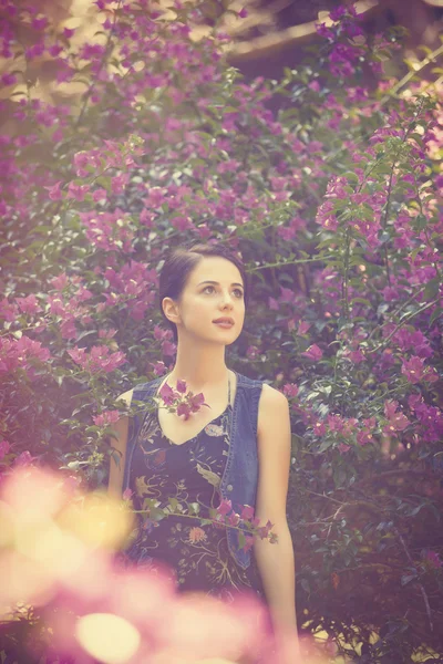 Woman in a garden — Stock Photo, Image