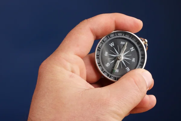 Hand holding compass. — Stock Photo, Image
