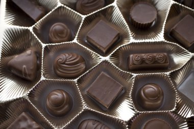 Sevgililer günü için el yapımı çikolata bir kutu