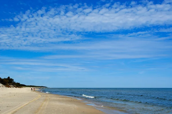 蓝色风景波罗的海壁纸后车水 — 图库照片
