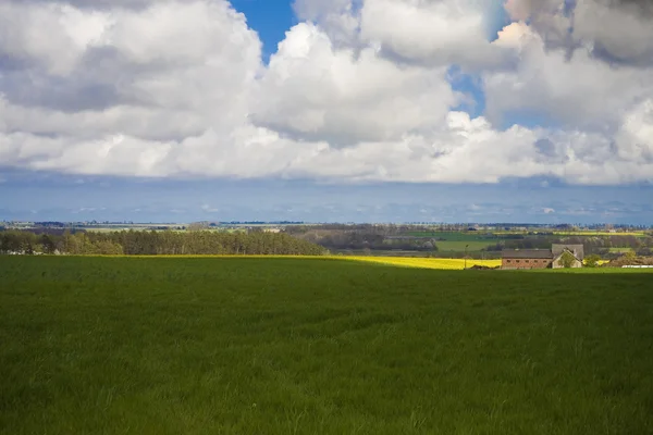 Landschaft Mit Blauem Himmel Und Grünen Hügeln Polen — Stockfoto