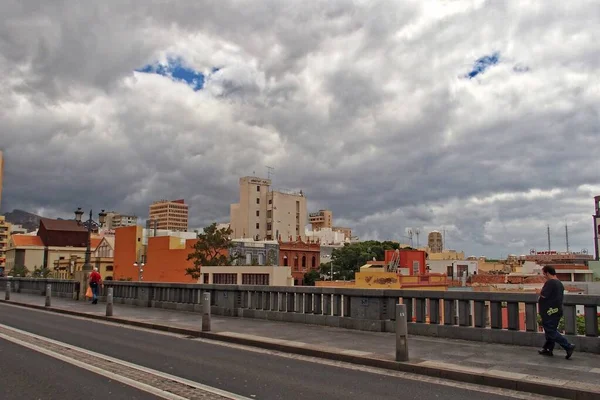 Piękne Kolorowe Domy Letniskowe Ulicach Hiszpańskiego Miasta Sanca Cruz Teneryfie — Zdjęcie stockowe