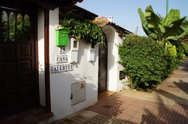 Belas Interessantes Casas Férias Coloridas Nas Ruas Cidade Espanhola Puerto — Fotografia de Stock