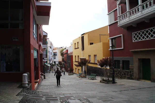 Hermosas Casas Vacaciones Coloridas Interesantes Las Calles Ciudad Española Puerto — Foto de Stock