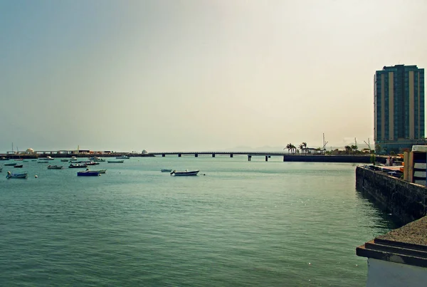 Schöne Küstenlandschaft Von Der Hauptstadt Der Kanareninsel Lanzarote Arrecife Spanien — Stockfoto