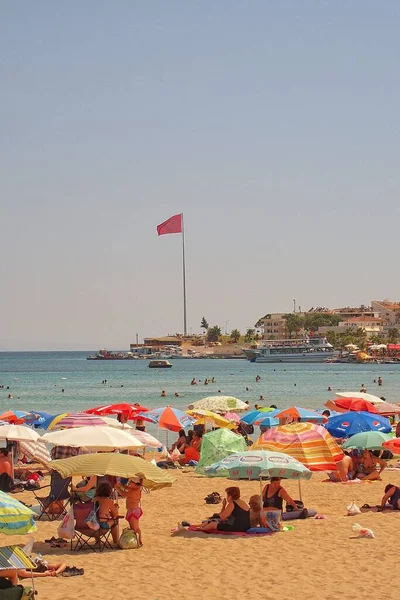 Gyönyörű Altinkum Strand Didim Törökország Egy Meleg Nyári Nyaralás Napján — Stock Fotó