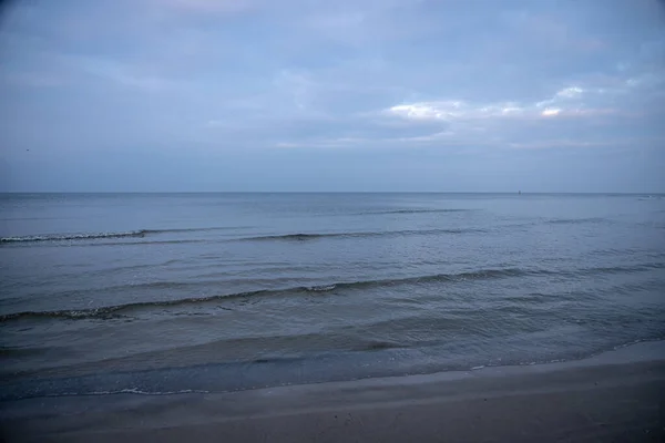 Hermoso Paisaje Junto Mar Báltico Día Frío Gris Tranquilo Polonia —  Fotos de Stock