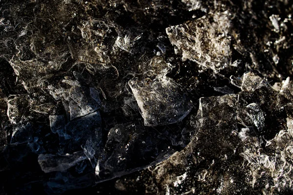 Krásné Zajímavé Abstraktní Pozadí Ledem Zblízka Zamrzlé Louži — Stock fotografie