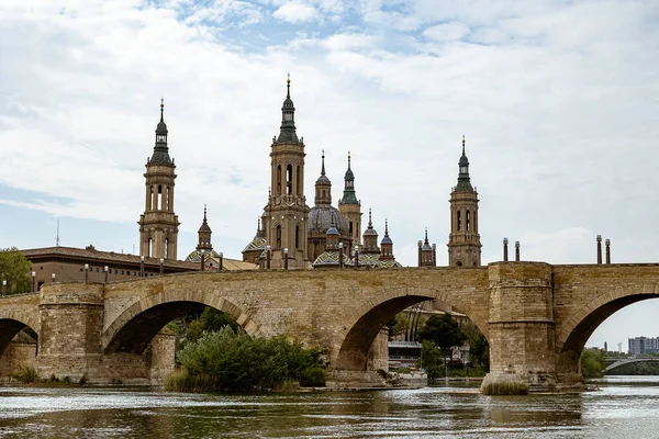 Krásná Krajina Nuestra Del Pilar Katedrála Bazilika Pohled Řeky Ebro — Stock fotografie