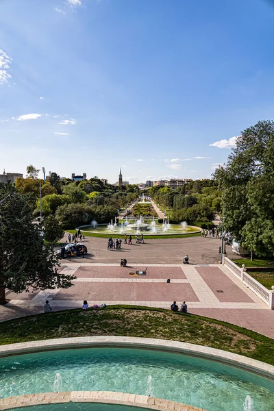 Hermoso Paisaje Urbano Ciudad Española Zaragoza Cálido Día Primavera Con —  Fotos de Stock