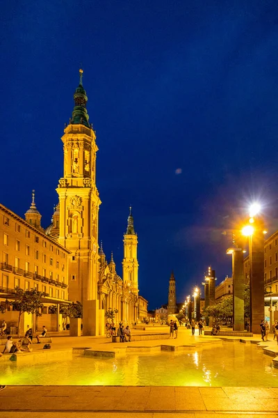 Krásná Historická Katedrála Zaragoza Náměstí Noci Letní Večer — Stock fotografie