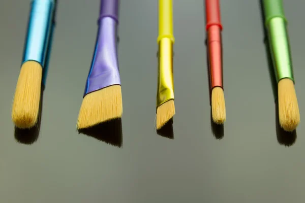 Renkli boya fırçası — Stok fotoğraf
