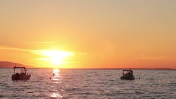 Zonsondergang op het strand — Stockvideo