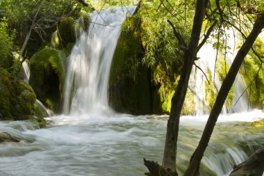 Plitvice art arda sıralı