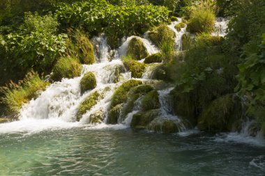 Plitvice art arda sıralı