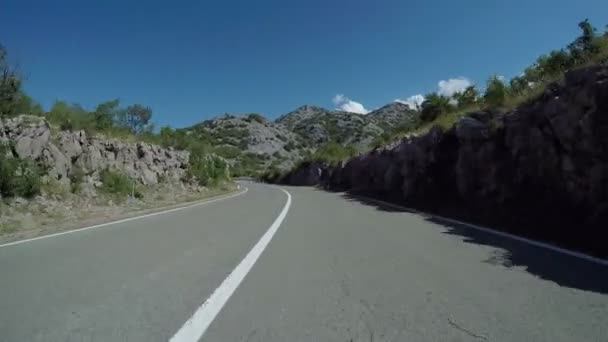 Conducción de coche costa carretera — Vídeo de stock