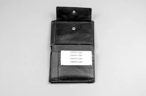 Billetera Cuero Negro Para Hombre Por Dinero Tarjetas Crédito Sobre —  Fotos de Stock