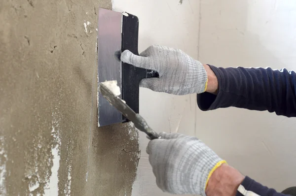 Process putty concrete wall — Stock Photo, Image