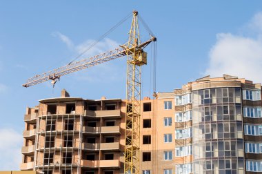 Yeni tuğla yükselen aracılığıyla Bina İnşaatı