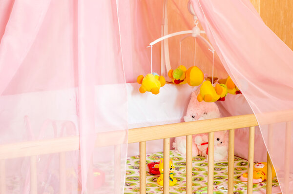 Музыкальный карусель с мягкими игрушками, мобильный
  