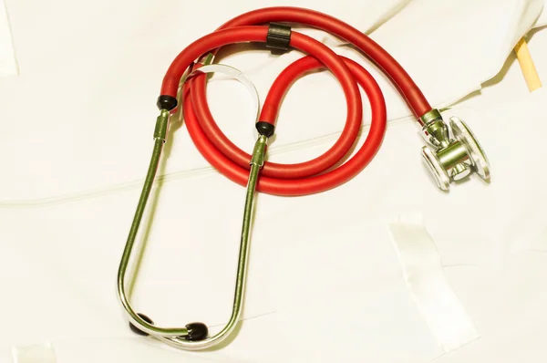 Stetoscopio medico a luce rossa — Foto Stock