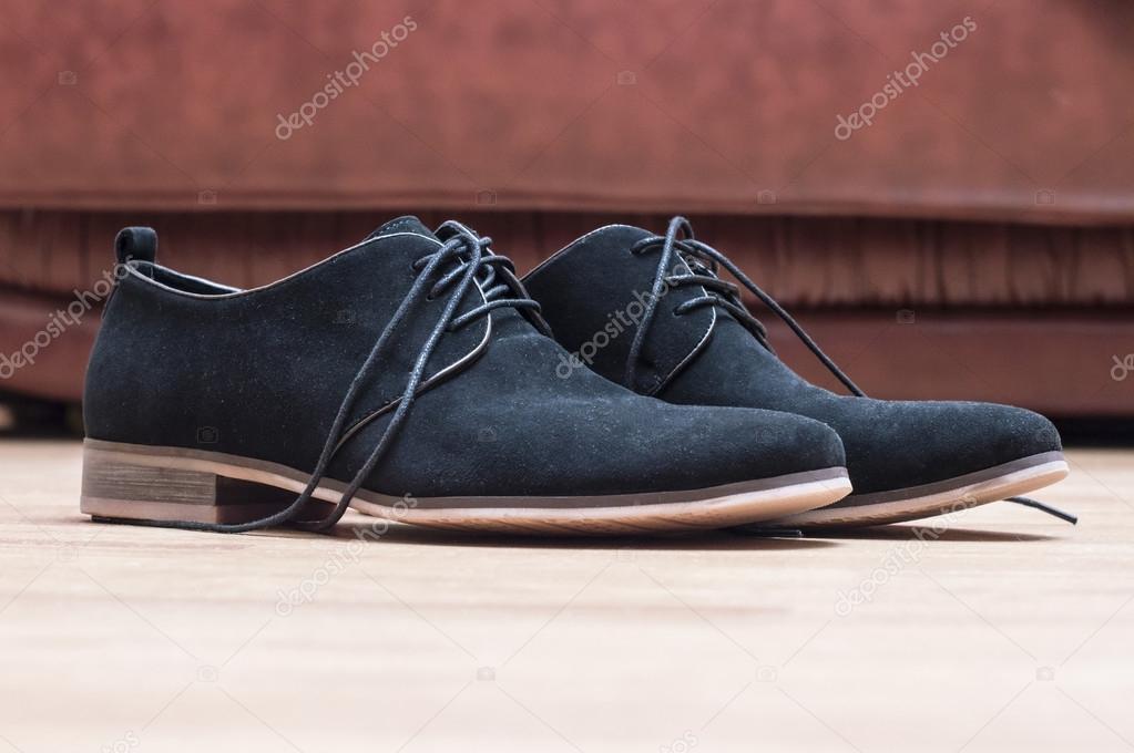 Black suede shoes with laces 