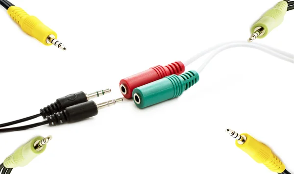 Conectando adaptador de áudio ao conector — Fotografia de Stock