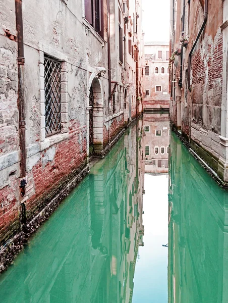 Venedik sokakları, kanallar ve Binalar — Stok fotoğraf