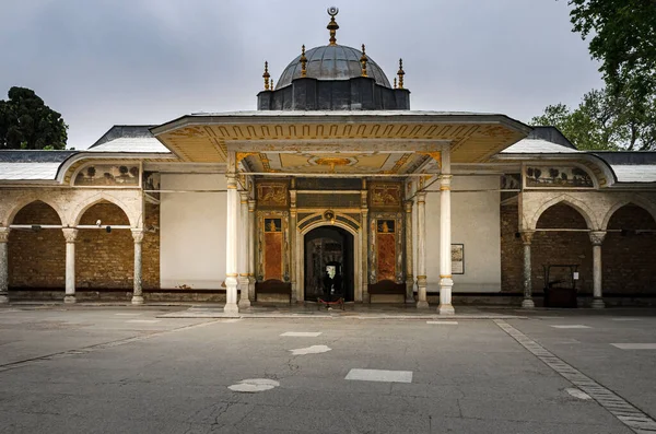 Edifícios Decorados Lindos Famoso Palácio Topkap Topkap Saray Residência Principal — Fotografia de Stock