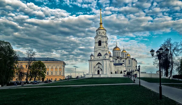 Собор Дорміціації Собор Успіння Вежа Белла Володимирі Росія Unesco World — стокове фото