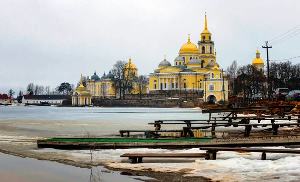 Столобний Острів Озеро Селіґер Росія — стокове фото