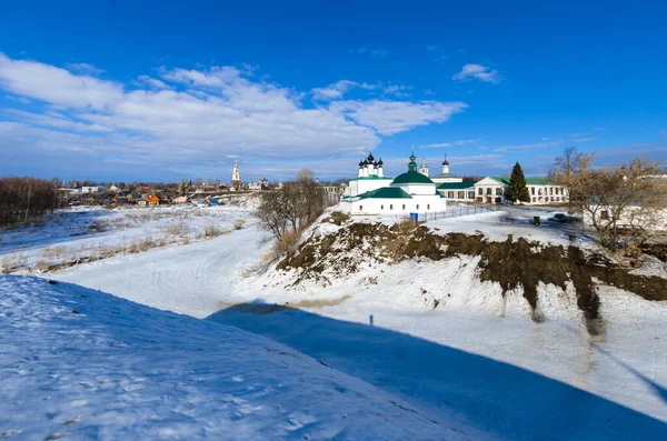 Suzdal Rússia Março 2015 Dia Inverno Cidade Russa Suzdal Dos — Fotografia de Stock