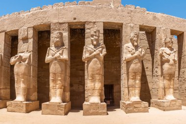 Karnak Tapınağı, Süvariler Salonu. Luxor, Mısır