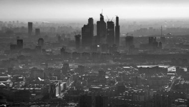 Ostankino TV kulesinden VDNKh (Tüm Rusya Sergi Merkezi) görünümü