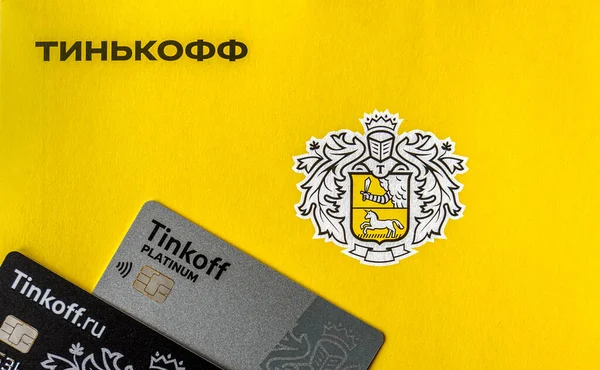 Moscú Rissia Febrero 2021 Tarjeta Débito Black Platinum Tinkoff Bank — Foto de Stock