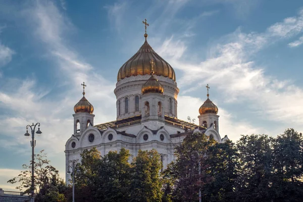 Собор Христа Спасителя Солнечный Летний День Вид Туристического Катера Плывущего — стоковое фото