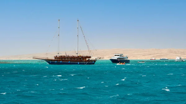 Круизные Яхты Летнее Время Красное Море Египет Около Хургады — стоковое фото