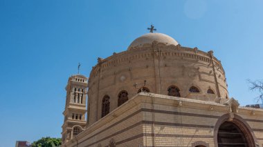 CAIRO, EGYPT - 13 Nisan 2021: Eski Kahire 'deki Aziz George Kilisesi. Coptic Kahire 'deki Aziz George Kilisesi