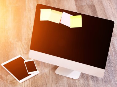 Bilgisayar dizüstü bilgisayar, tablet ve hareket eden yüksek tanımlı 