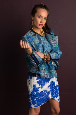 esmer mavi