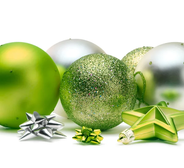 Boules de Noël vert et argent — Photo